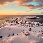 Lofoten Panorama Luxury With Sauna In