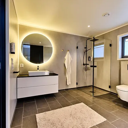 Lofoten Panorama Luxury With Sauna In راين