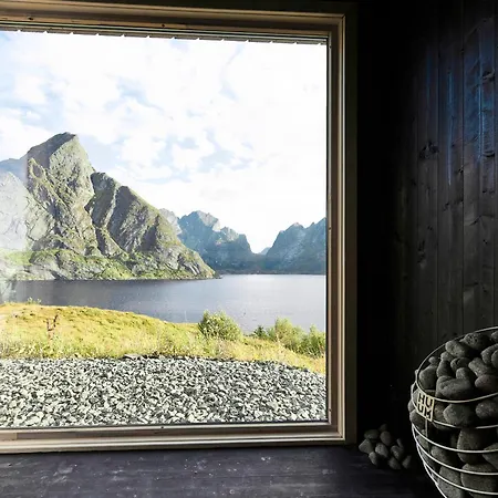 Lofoten Panorama Luxury With Sauna In *
