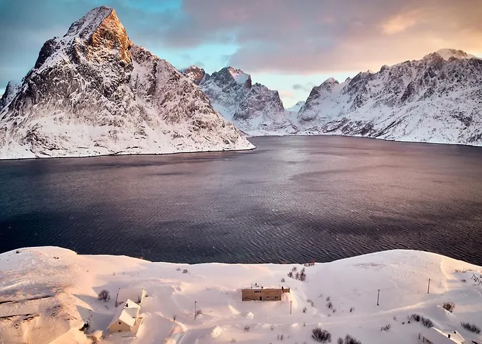 Daire Lofoten Panorama Luxury With Sauna In Reine